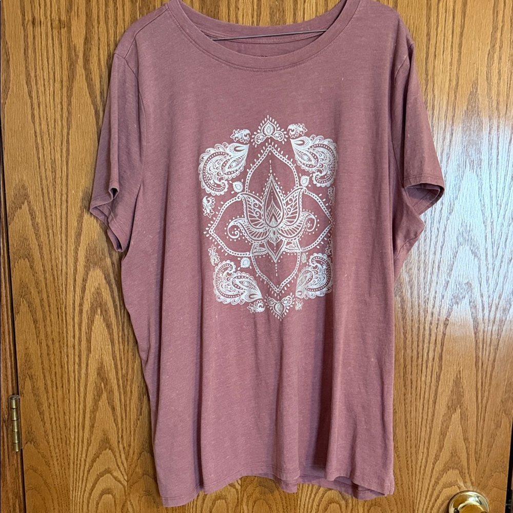 Maurices Dusty Rose Short Sleeve Tee with White Mandala